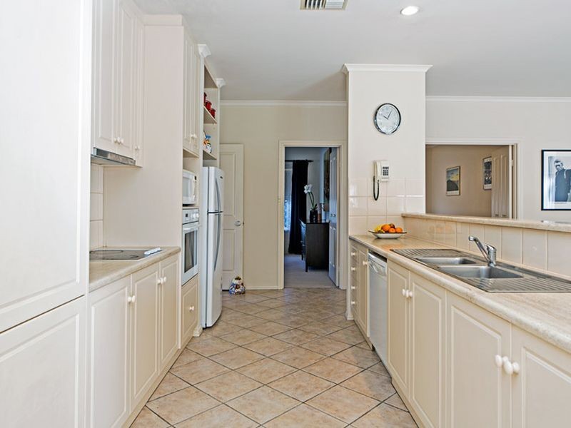 28 Mamande Crescent, Lockleys SA 5032