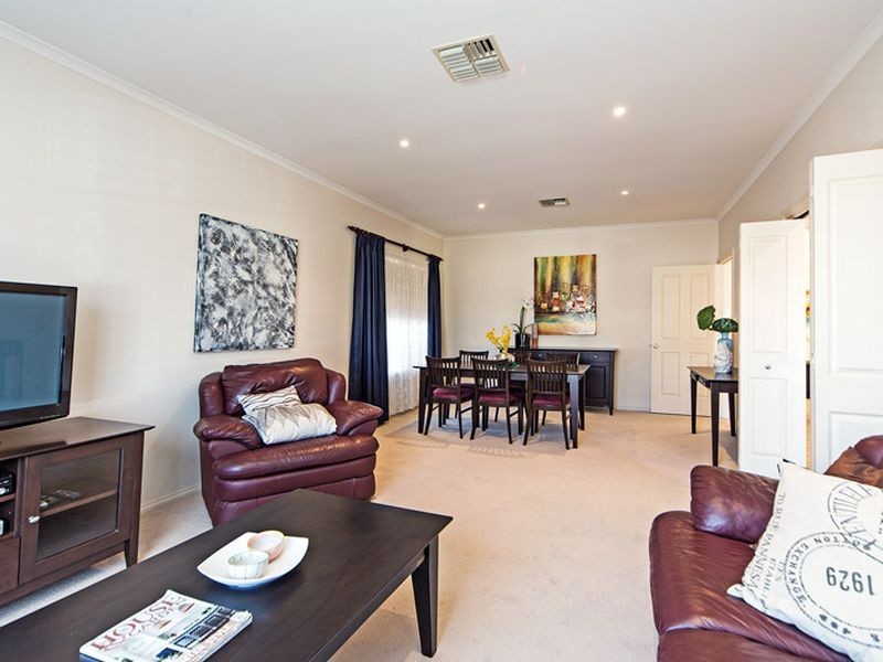 28 Mamande Crescent, Lockleys SA 5032