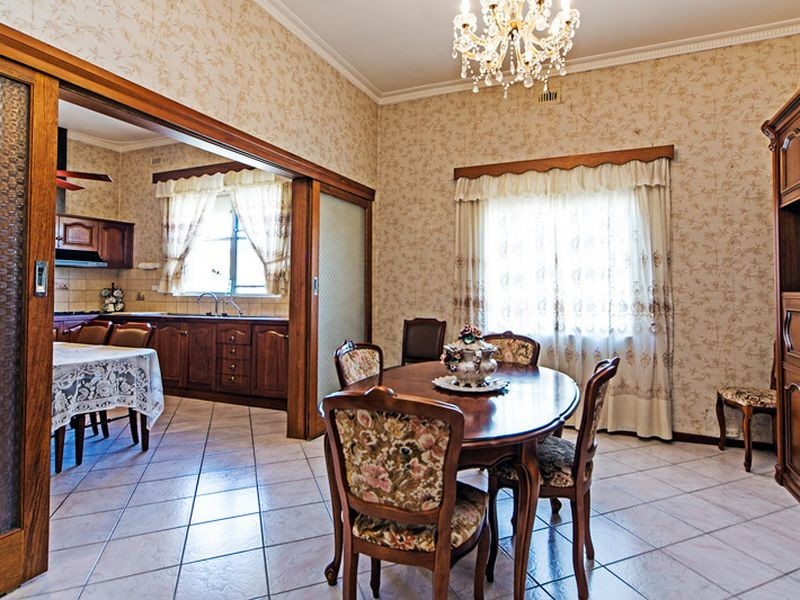 5 Rawlings Avenue, Torrensville SA 5031