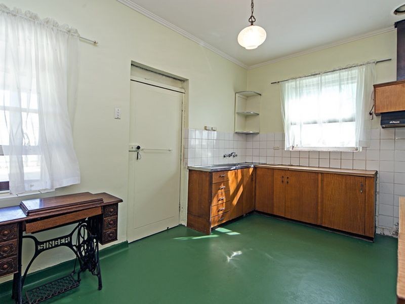 5 Rawlings Avenue, Torrensville SA 5031