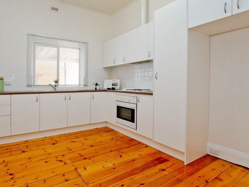 6 Hazel Terrace, Henley Beach South SA 5022