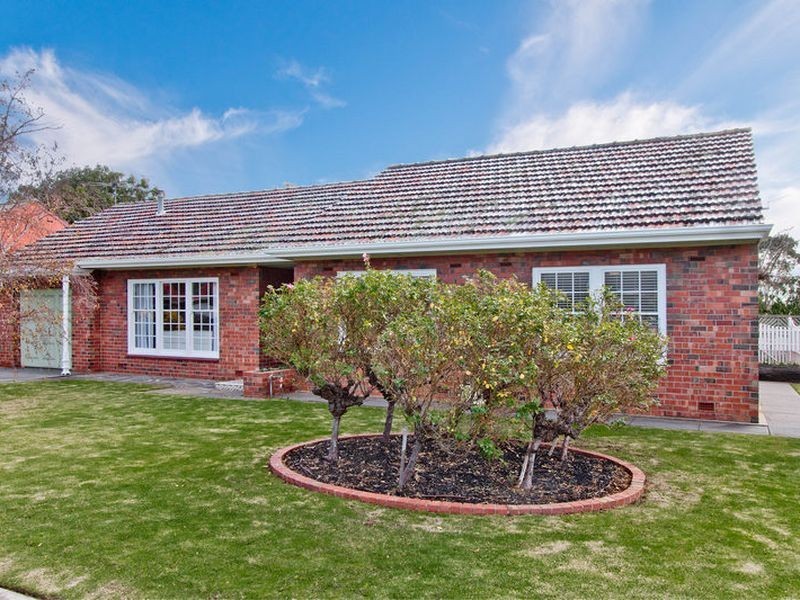 11 Oliver Avenue, Fulham Gardens SA 5024