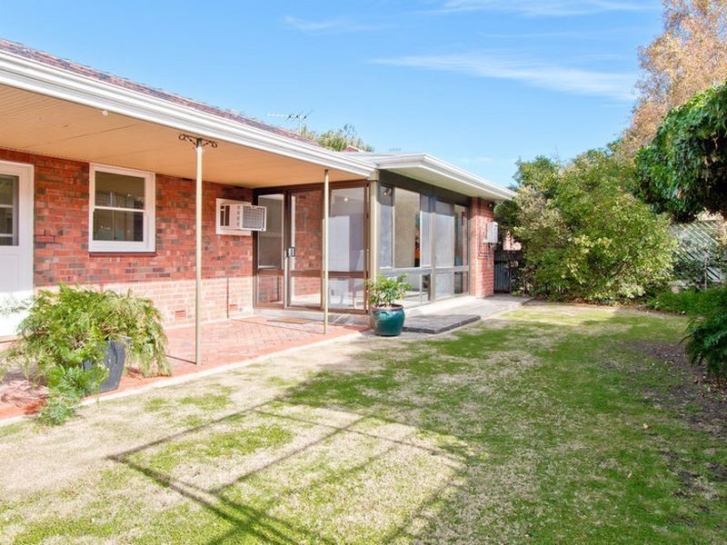 11 Oliver Avenue, Fulham Gardens SA 5024