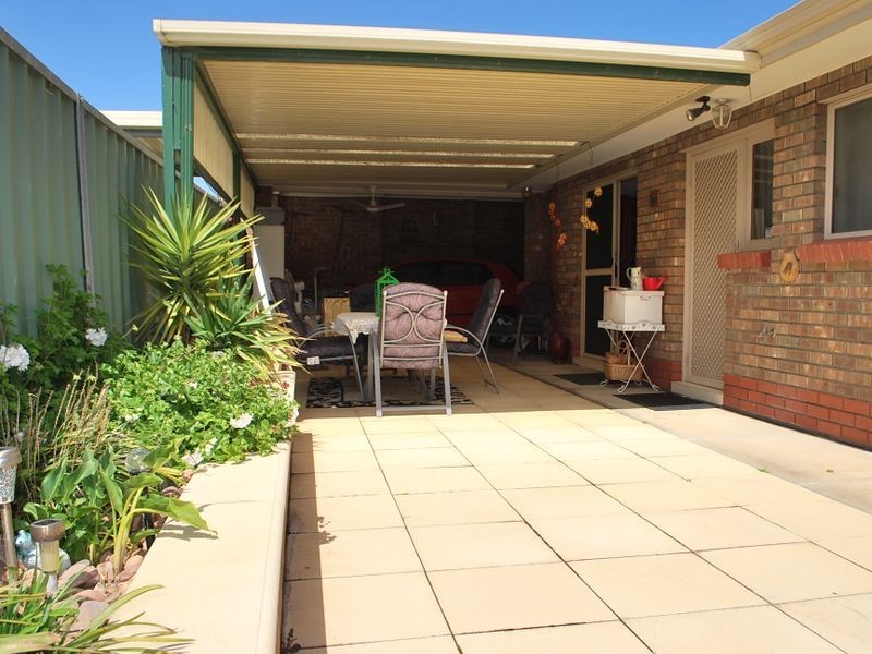 2/57 Russ Avenue, Seaton SA 5023