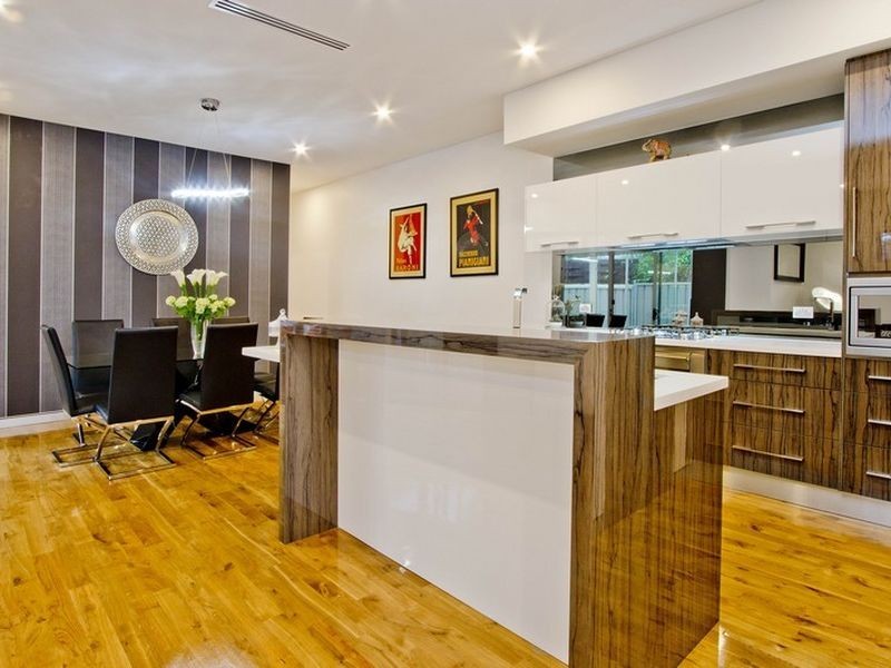 4 Hoover Road, Henley Beach South SA 5022