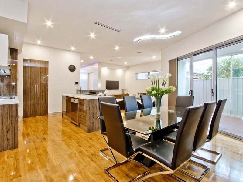 4 Hoover Road, Henley Beach South SA 5022