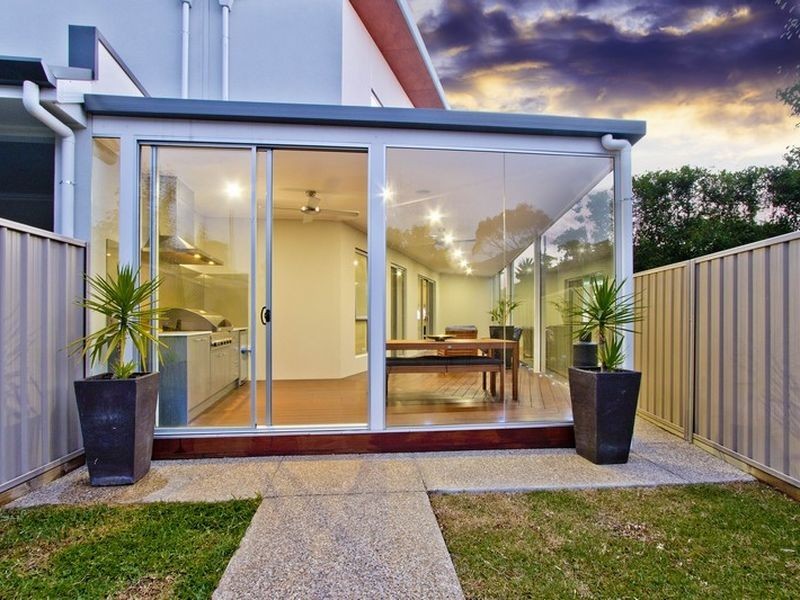 4 Hoover Road, Henley Beach South SA 5022