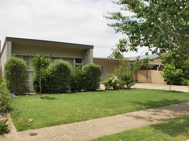 15 Broadmore Avenue, Fulham SA 5024