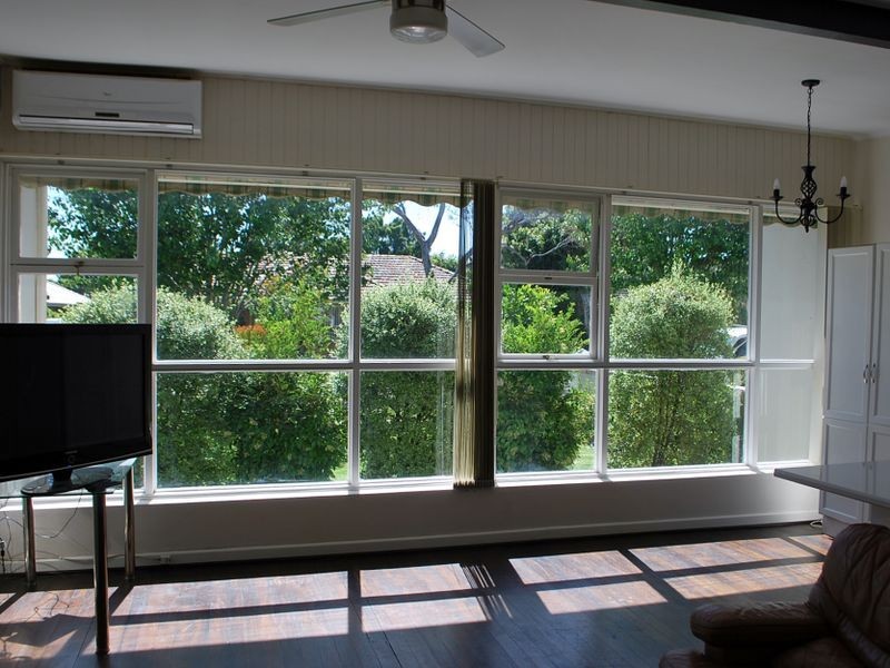 15 Broadmore Avenue, Fulham SA 5024