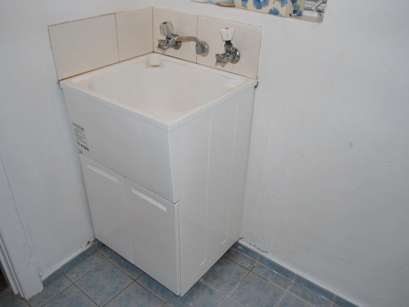 15 Broadmore Avenue, Fulham SA 5024