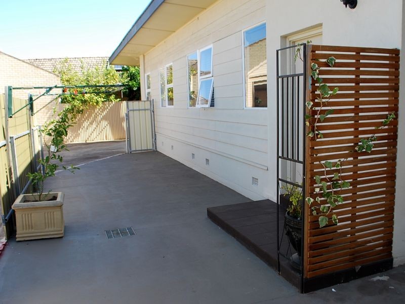 15 Broadmore Avenue, Fulham SA 5024