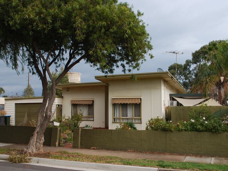 389 Railway Terrace, North Haven SA 5018