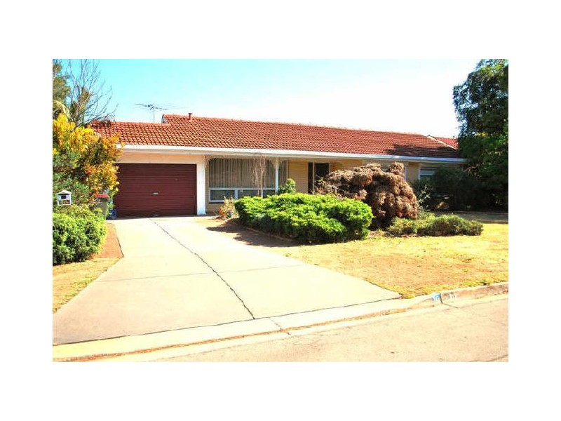 10 Protea Street, Morphett Vale SA 5162