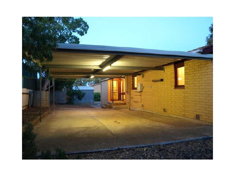 38 Diana Crescent, Morphett Vale SA 5162