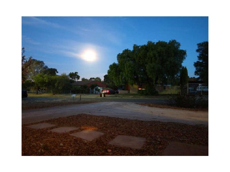 38 Diana Crescent, Morphett Vale SA 5162