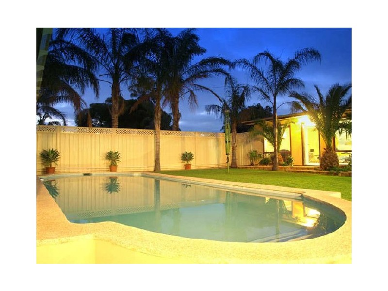 37 Alexander Ave, Morphett Vale SA 5162