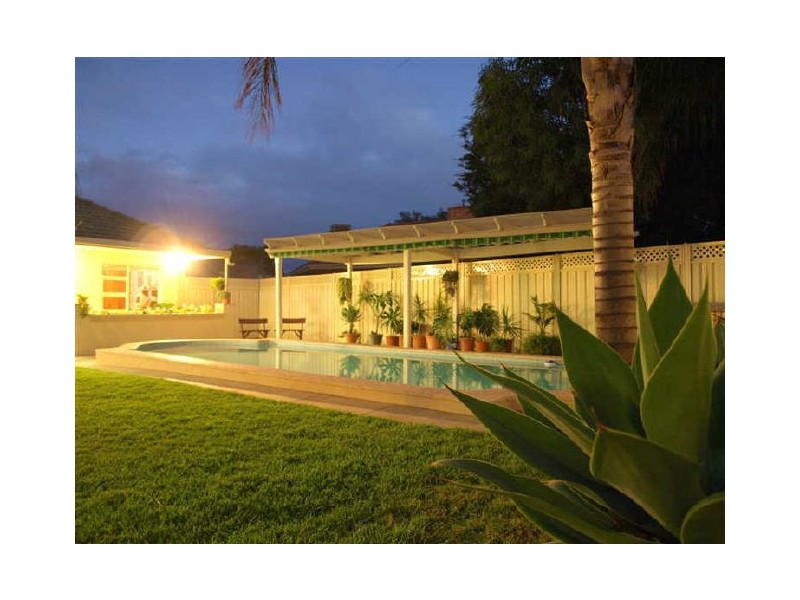 37 Alexander Ave, Morphett Vale SA 5162