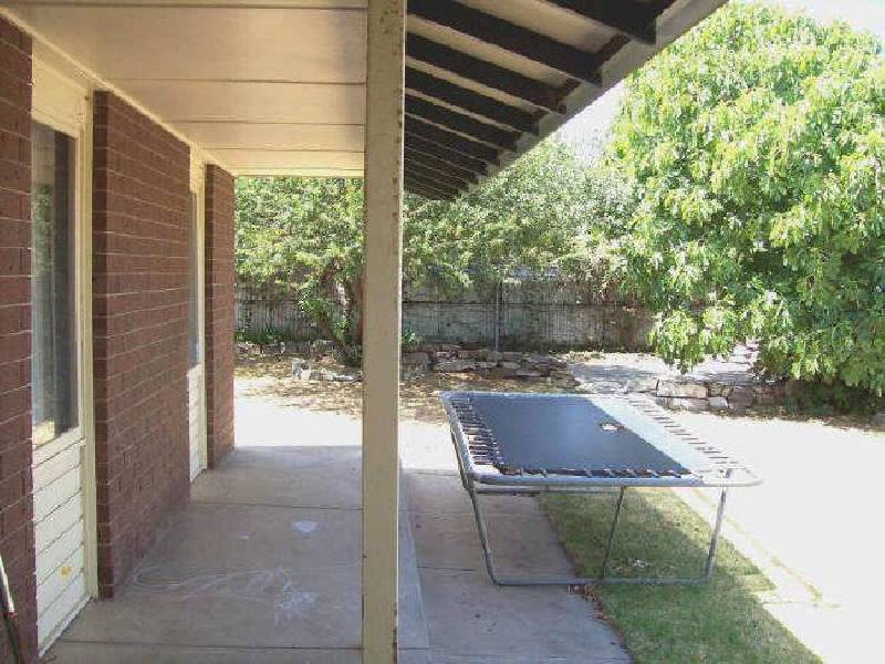 13 Catherine Crescent, Morphett Vale SA 5162