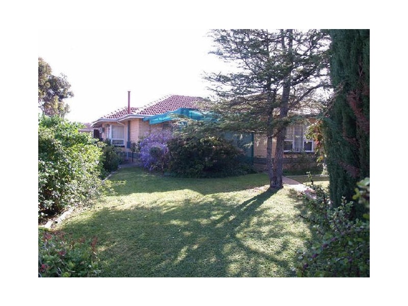 1 Baanga Road, Morphett Vale SA 5162