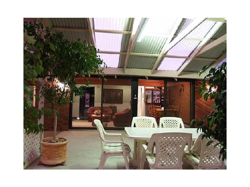 28 Courageous Avenue, Happy Valley SA 5159