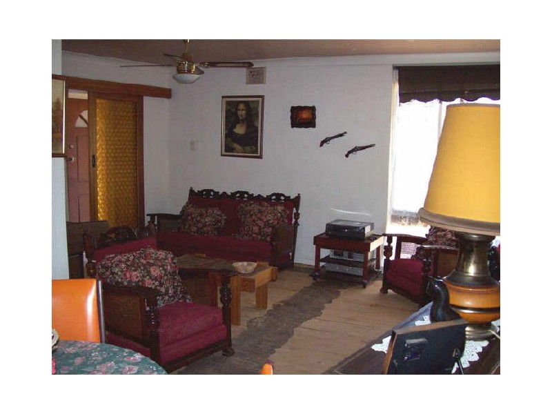 225 States Road, Morphett Vale SA 5162