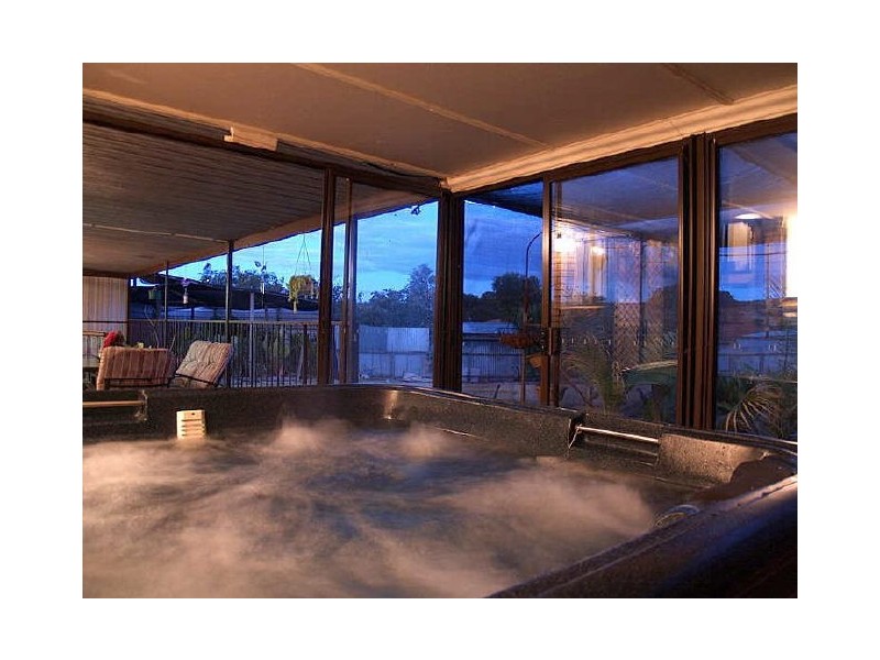 8 Cashel Court, Huntfield Heights SA 5163