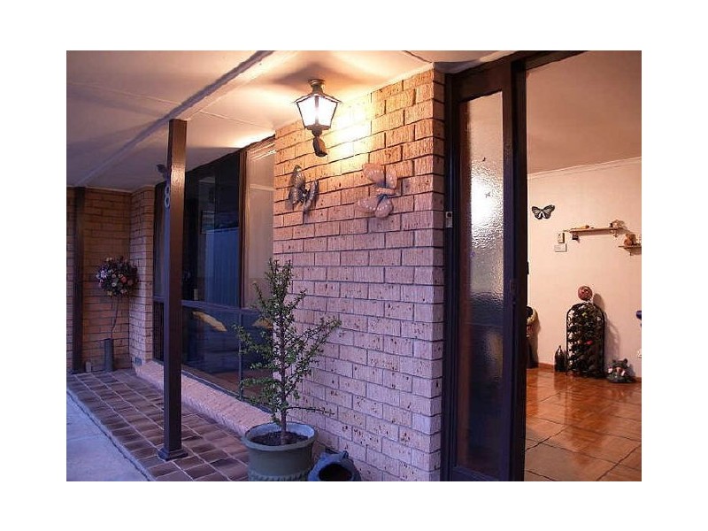 8 Cashel Court, Huntfield Heights SA 5163