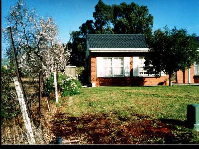 140 Reynell Road, Woodcroft SA 5162