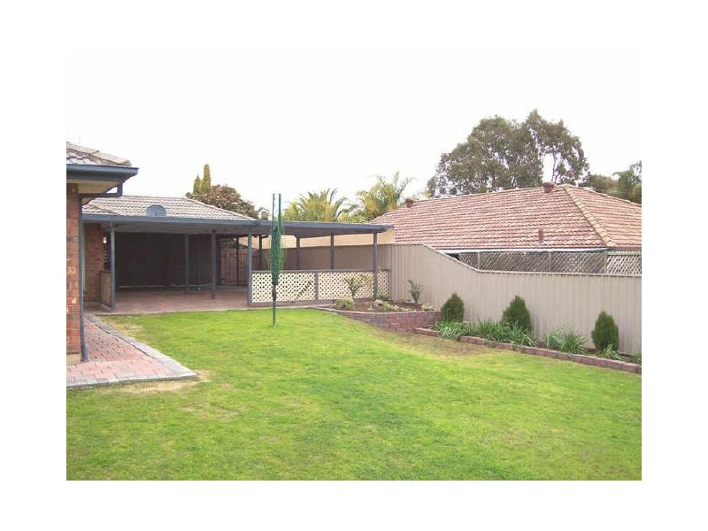 13 Walford Drive, Onkaparinga Hills SA 5163