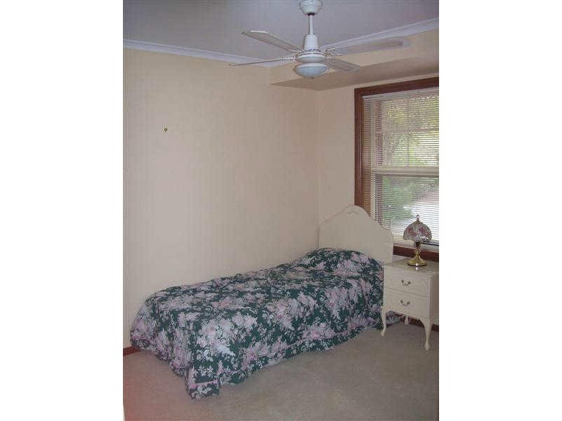 6 Rudge Close, Happy Valley SA 5159