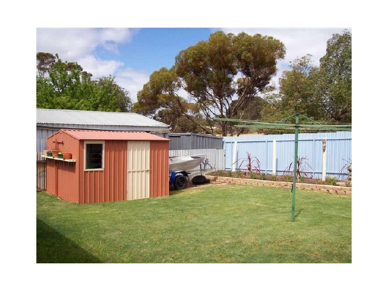 25 Flavian Crescent, Morphett Vale SA 5162