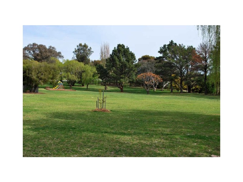 94 Brentwood Drive, Huntfield Heights SA 5163