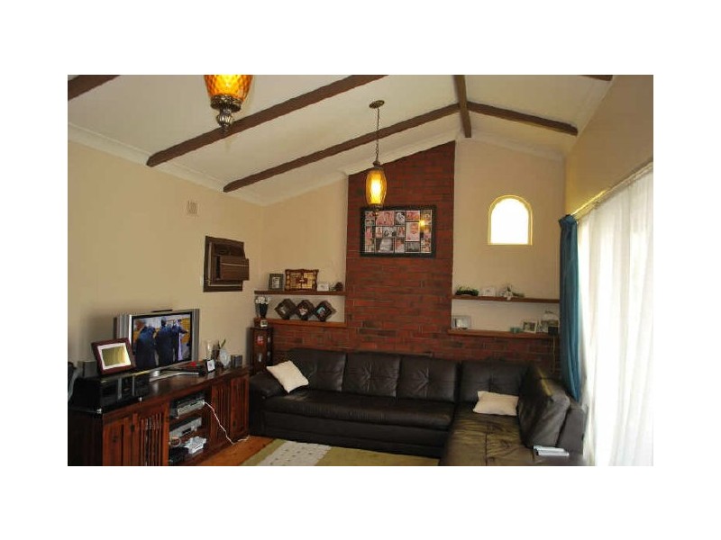 94 Brentwood Drive, Huntfield Heights SA 5163