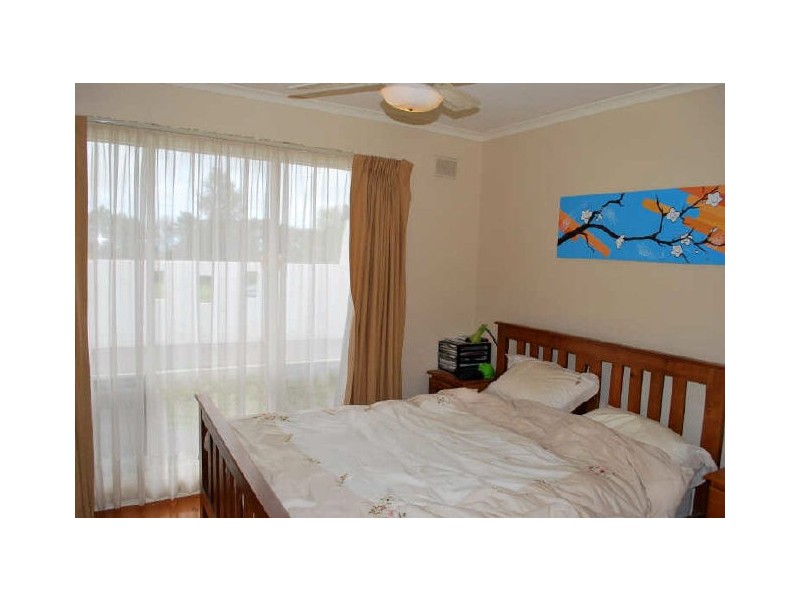 94 Brentwood Drive, Huntfield Heights SA 5163