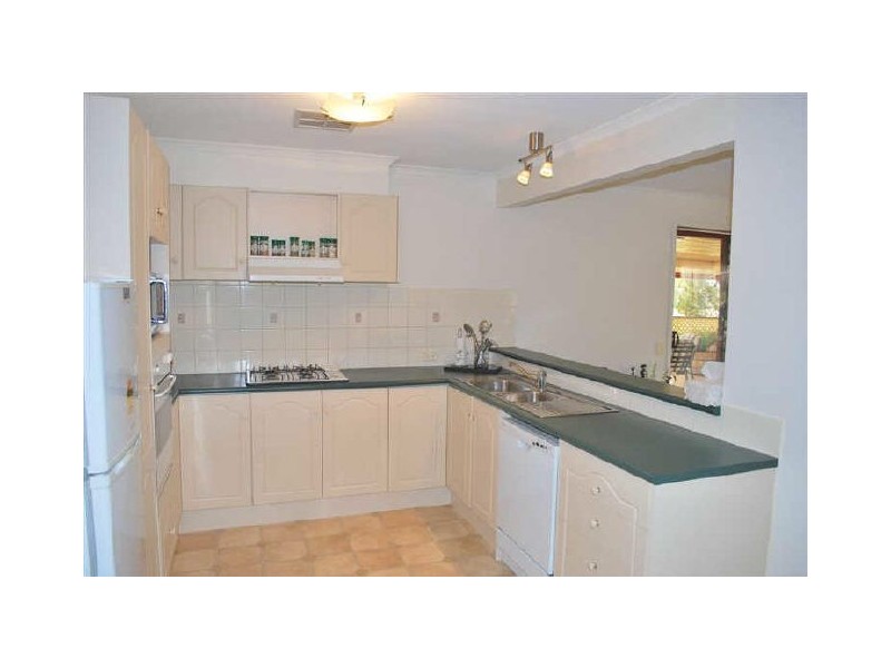 11 Parkgate Court, Onkaparinga Hills SA 5163