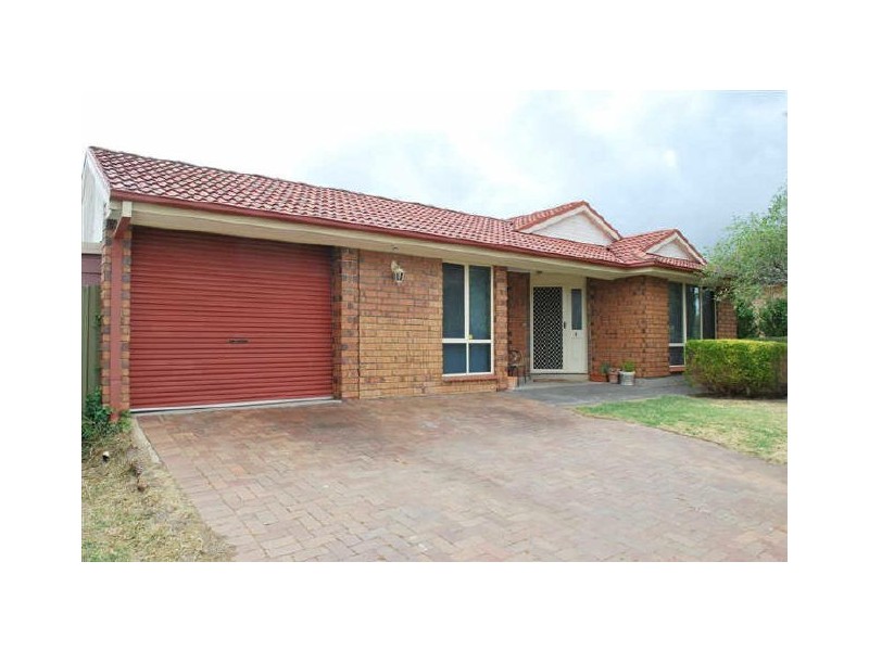 7 Oldborough Drive, Onkaparinga Hills SA 5163