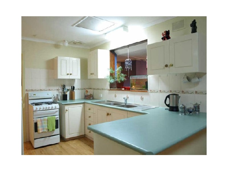 16 Elijah Street, Morphett Vale SA 5162