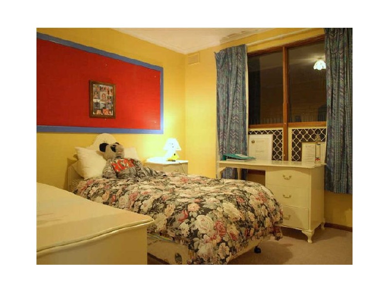 16 Elijah Street, Morphett Vale SA 5162