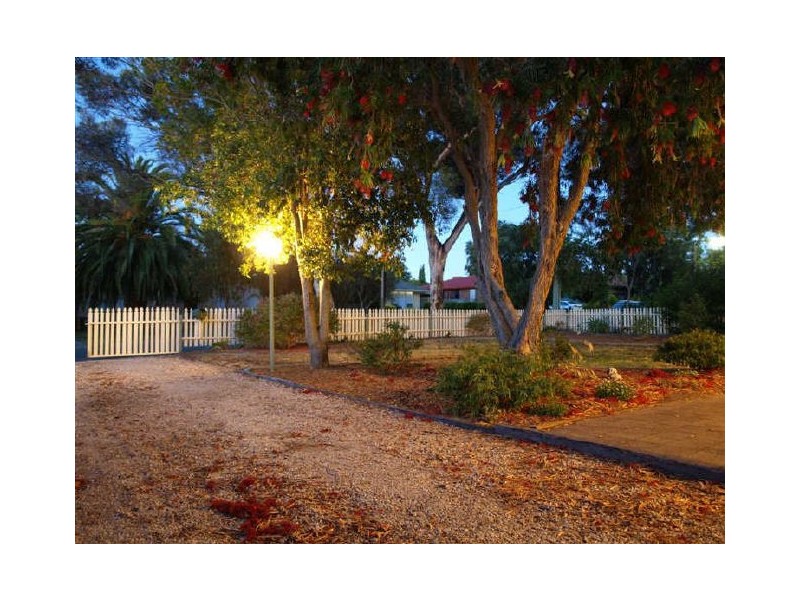 16 Elijah Street, Morphett Vale SA 5162