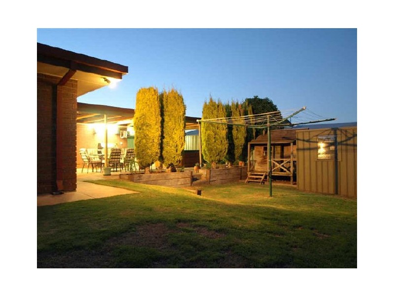 24 Larrimah Road, Morphett Vale SA 5162