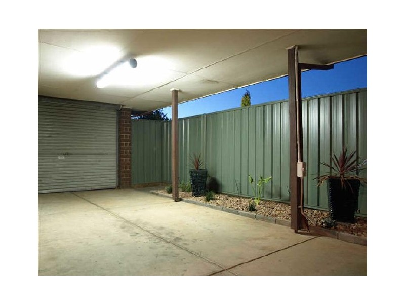 24 Larrimah Road, Morphett Vale SA 5162