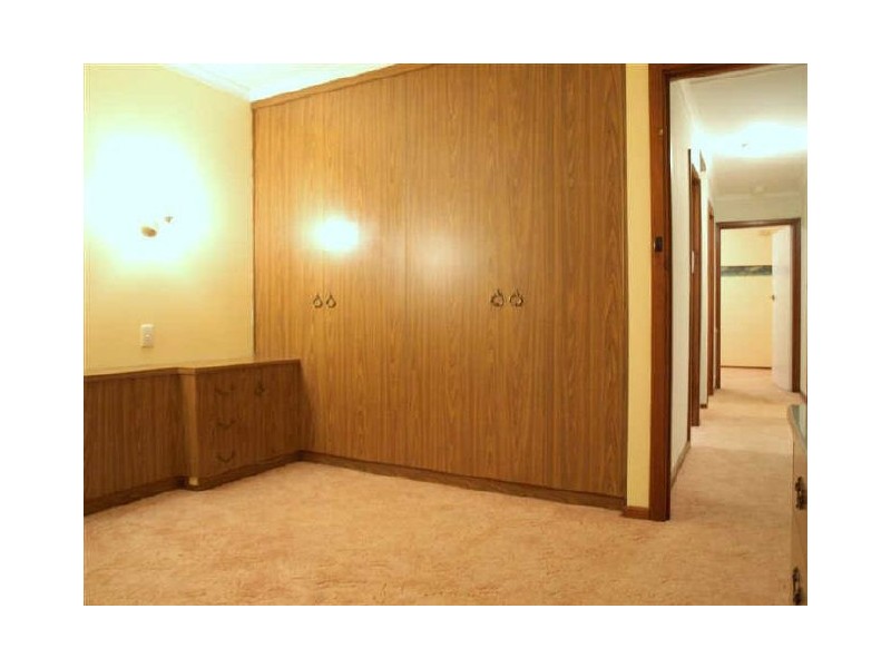 4 Eva Street, Morphett Vale SA 5162