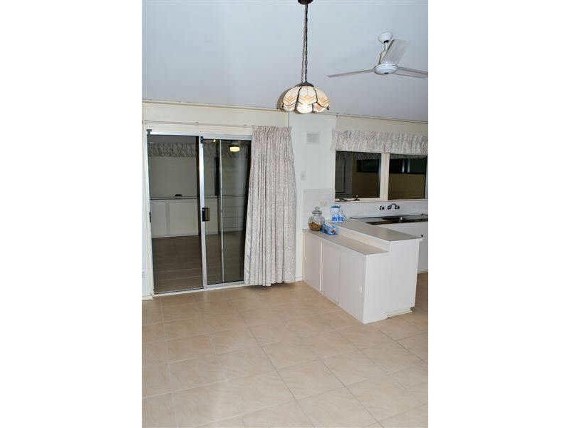 27 Grenache Road, Hackham SA 5163