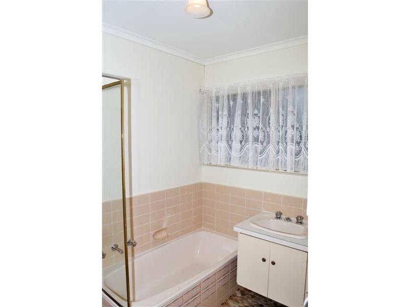 27 Grenache Road, Hackham SA 5163