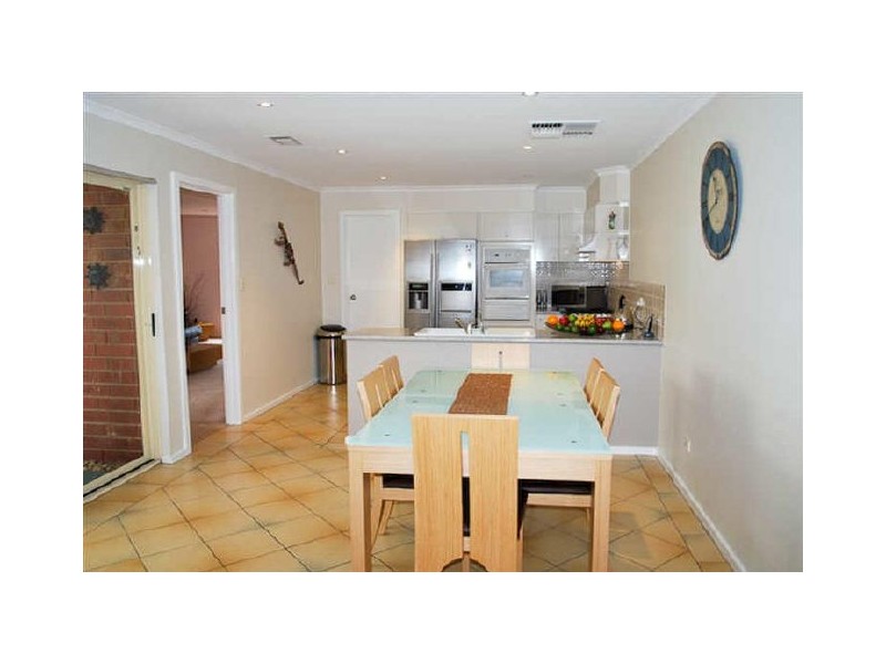 14 Fredrick Drive, Woodcroft SA 5162