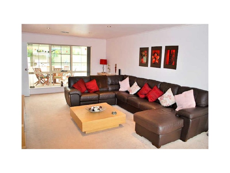 14 Fredrick Drive, Woodcroft SA 5162