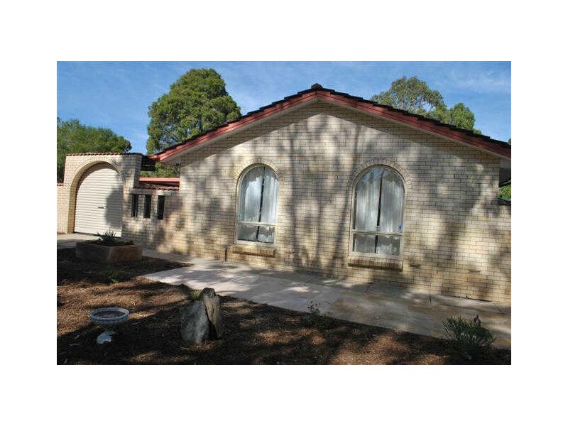 29 Calomba Crescent, Happy Valley SA 5159