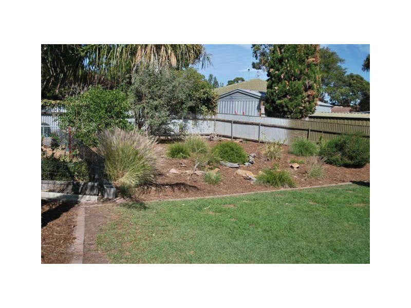 29 Calomba Crescent, Happy Valley SA 5159