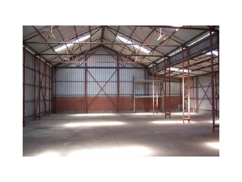 Shed 3/17 Donegal Road, Lonsdale SA 5160