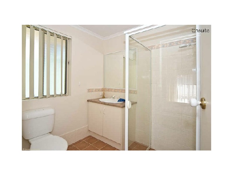 32 Candover Crescent, Huntfield Heights SA 5163